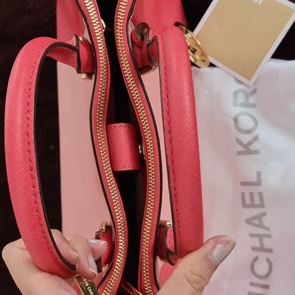 Michael Michael Kors leather handbag - Picture 4 of 8